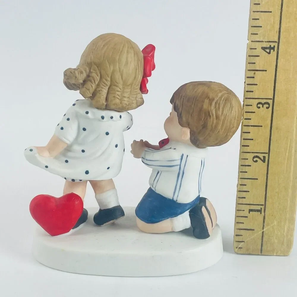 Upon My Knees 1917 Hearst Heirloom Tradition Hamilton Group Valentines Figurine